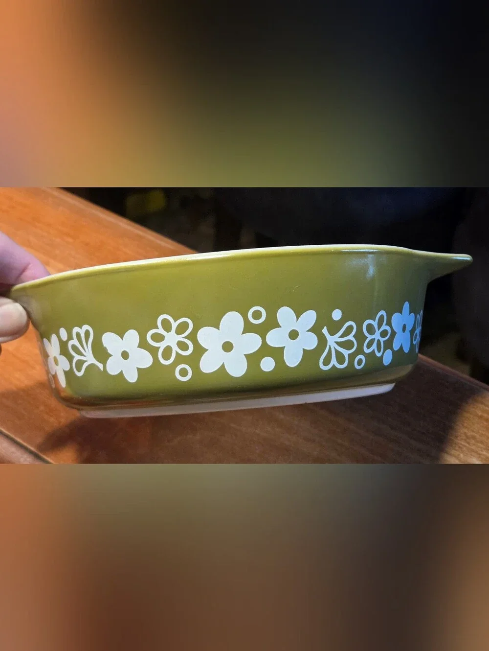 SUPER CUTE Pyrex Spring Blossom Green White Crazy Daisy Casserole 471-B, 1 Pint